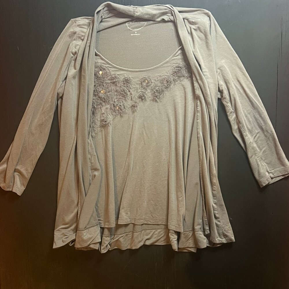 Inc International Concepts Grey 3D Floral 3/4 Sleeve Size Medium‎